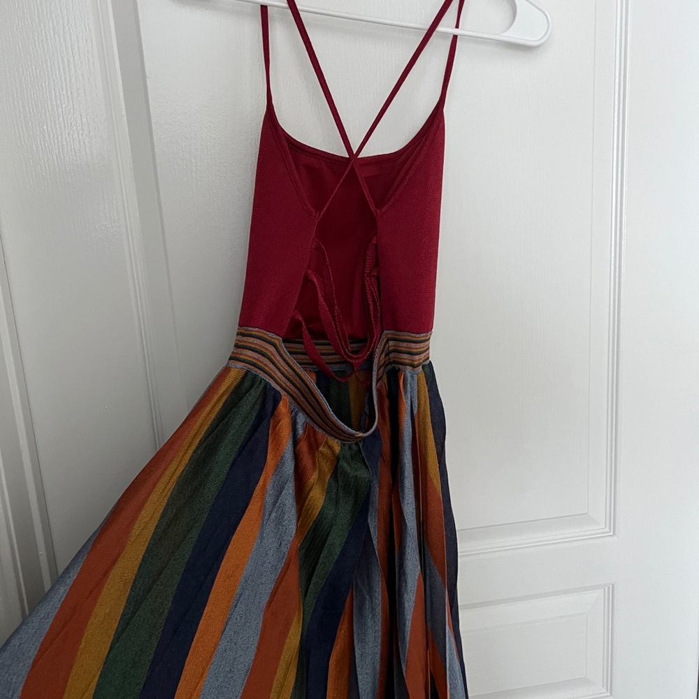Dress - Picture 2 of 4